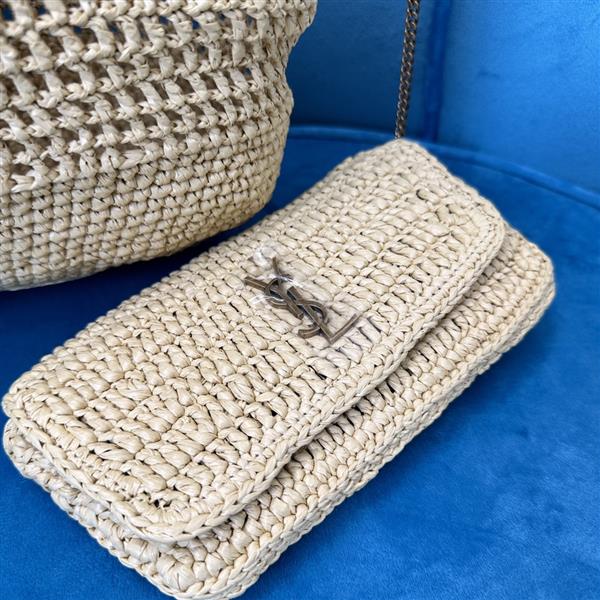 2026224192619817 120